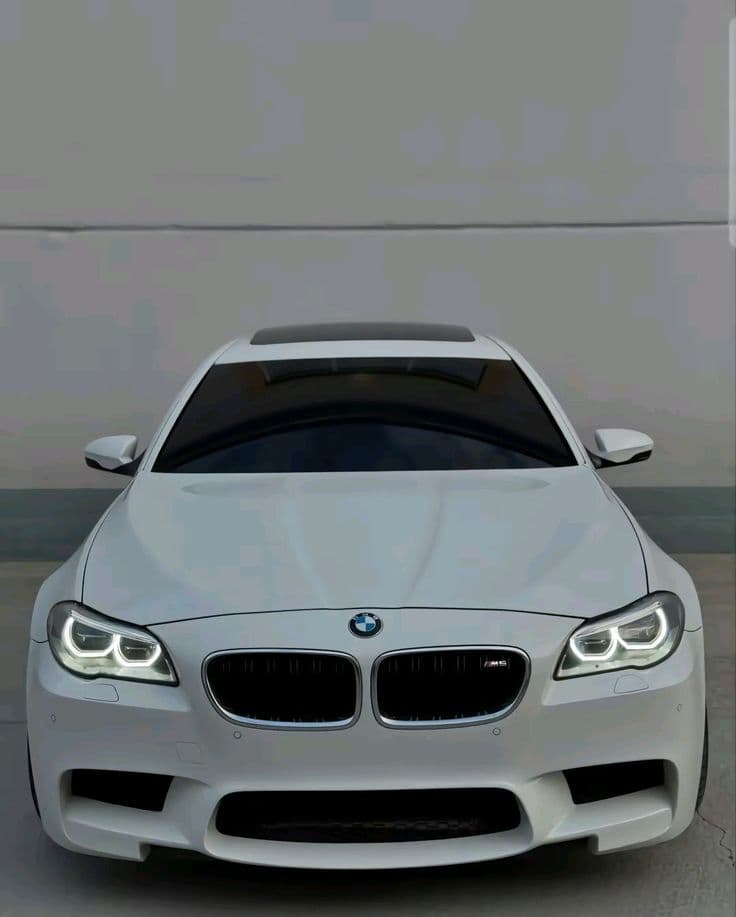BMW M5 F10